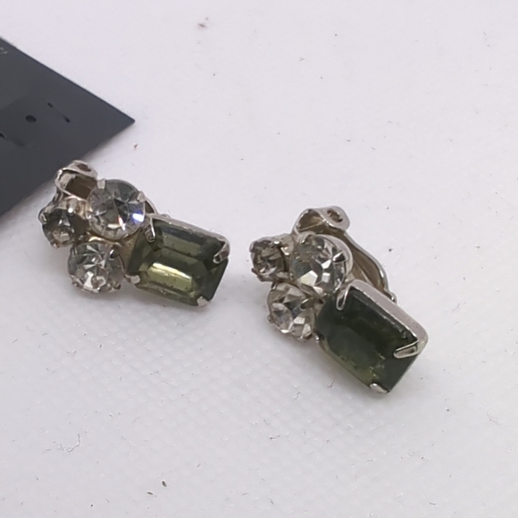 Rhinestones & Simulated Peridot Drop Earrings 14K White Gold Plated Silver Clip - Picture 2 of 7